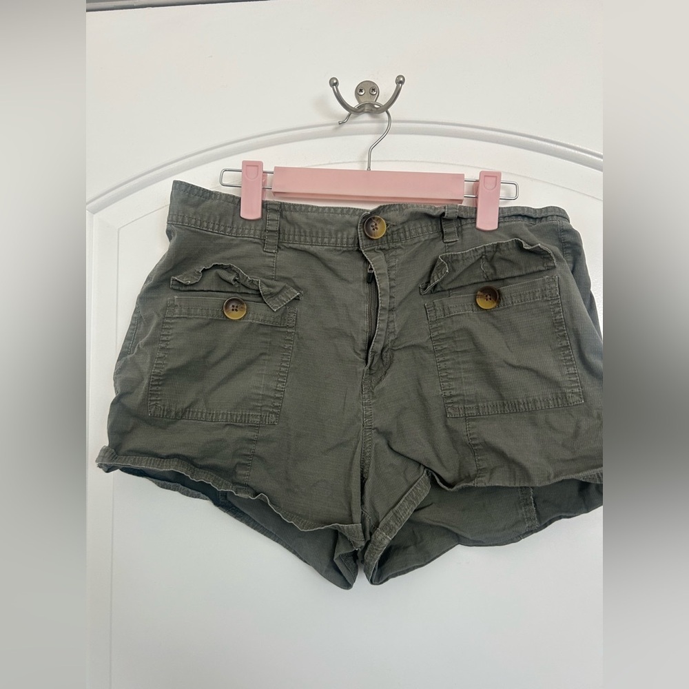 Vuori Vintage Ripstop Green Mini Utility Shorts Army VW3039 size L gorpcore 90s